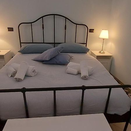 Casa Jo Bed and Breakfast Bari Exteriör bild